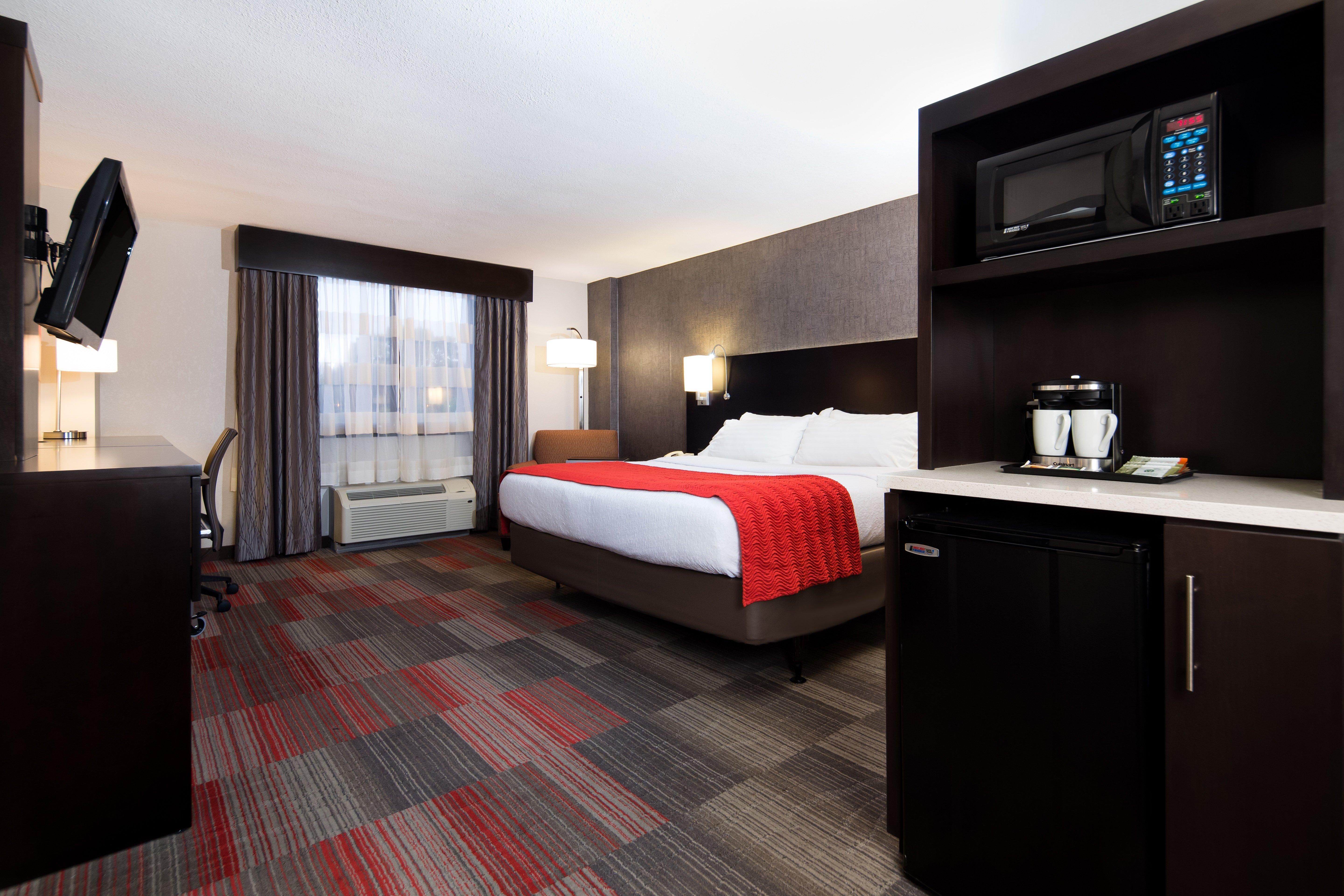 Holiday Inn Milwaukee Riverfront By Ihg Exterior photo