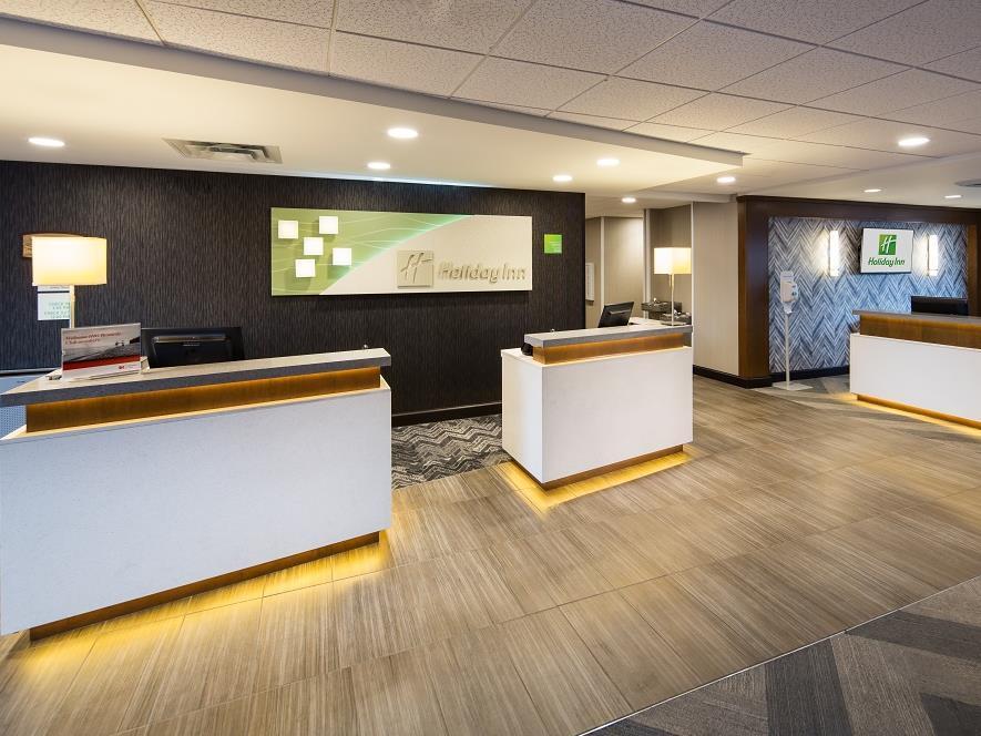 Holiday Inn Milwaukee Riverfront By Ihg Exterior photo