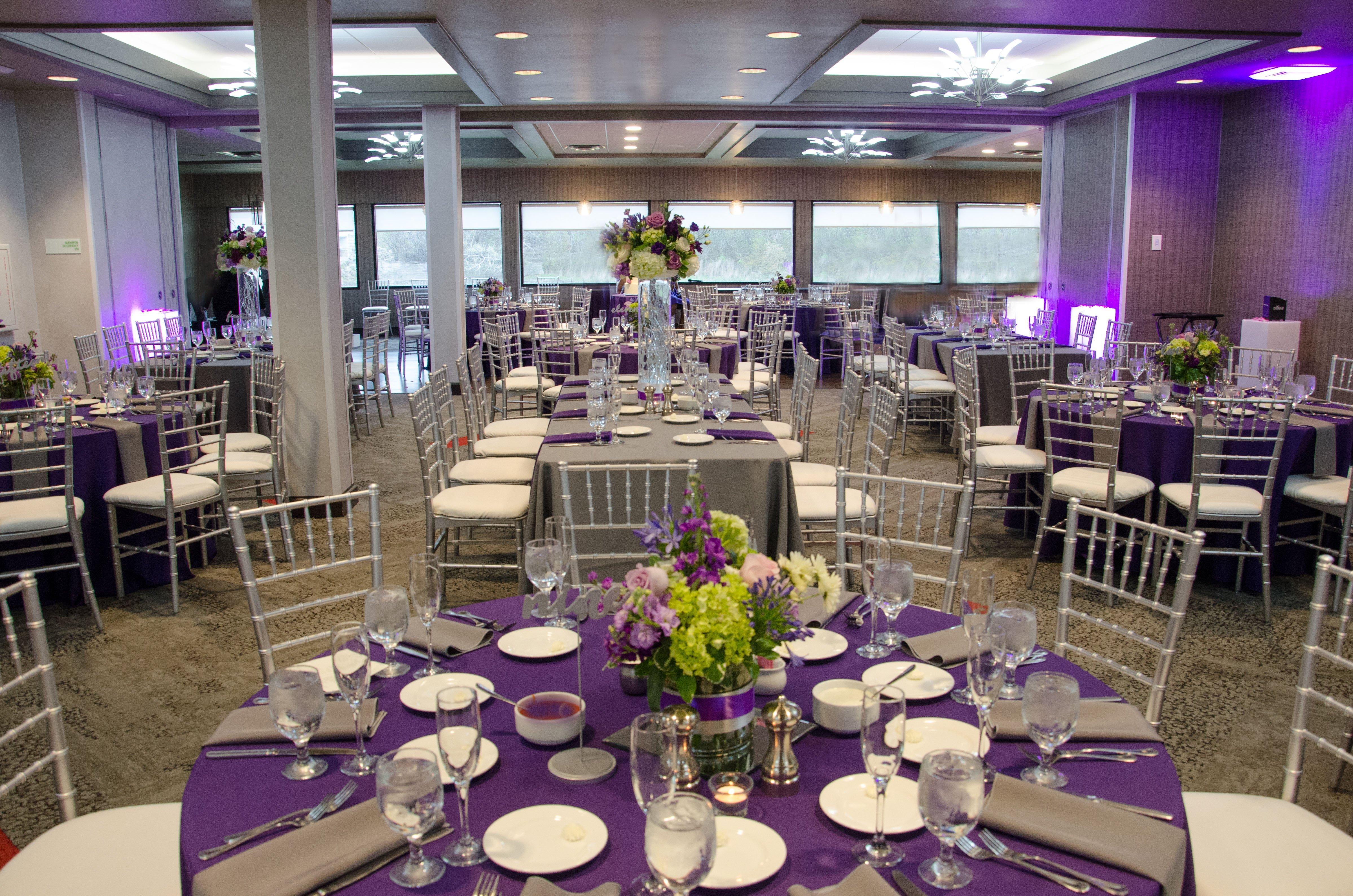 Holiday Inn Milwaukee Riverfront By Ihg Exterior photo